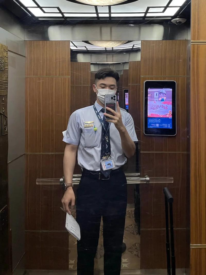 男孩子空中乘务就业前景_空中乘务一般收入多少男生-第1张图片-职教招生网 男孩子空中乘务就业前景_空中乘务一般收入多少男生-第1张图片-职教招生网