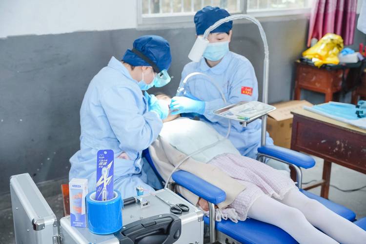 口腔医学专科生就业_口腔医学专科生就业现状-第5张图片-职教招生网