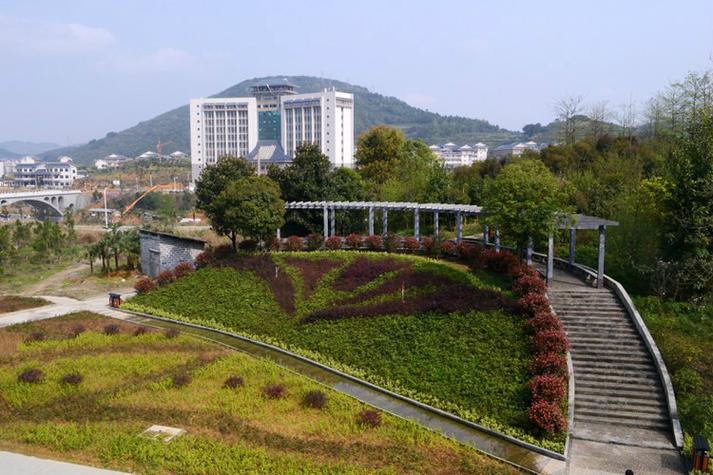 湘西汽车职业学校-湘西汽车职业学校是大专吗?-第1张图片-职教招生网 湘西汽车职业学校-湘西汽车职业学校是大专吗?-第1张图片-职教招生网